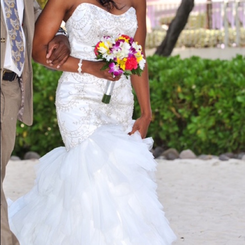 Wedding gown